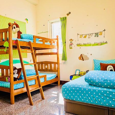 11 House Panzió Erlin Kültér fotó