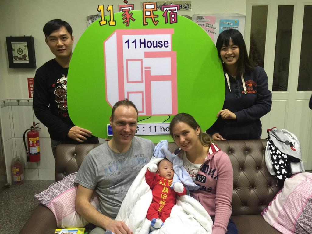 11 House Panzió Erlin Kültér fotó
