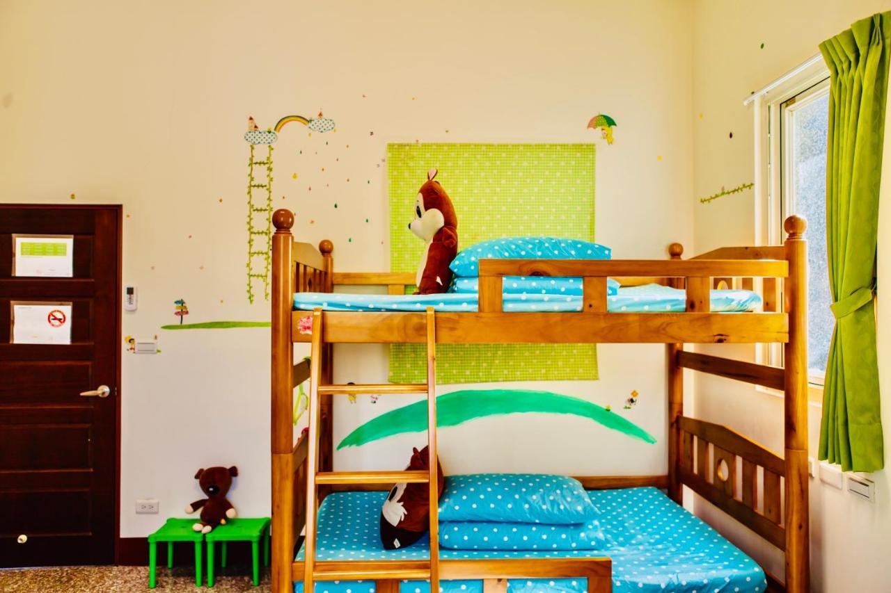 11 House Panzió Erlin Kültér fotó