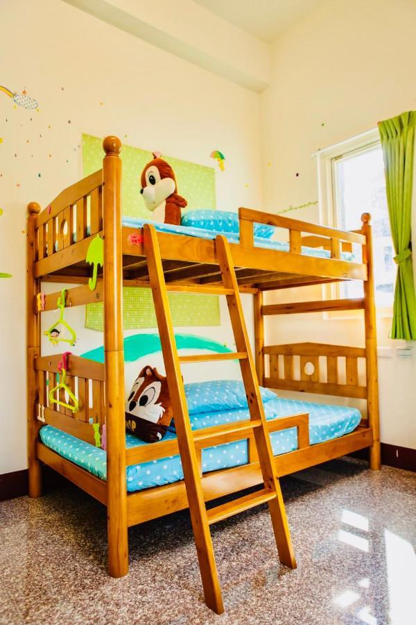 11 House Panzió Erlin Kültér fotó