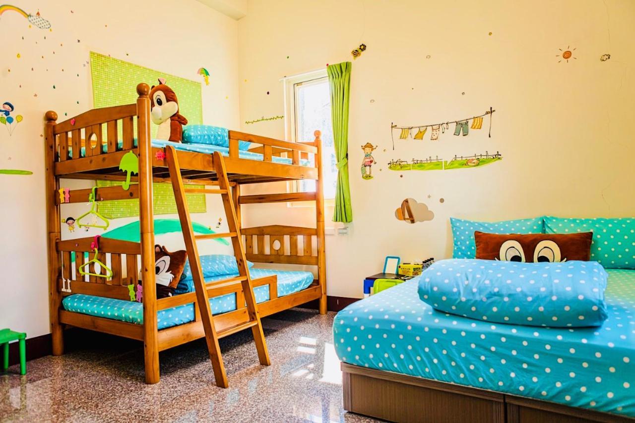 11 House Panzió Erlin Kültér fotó
